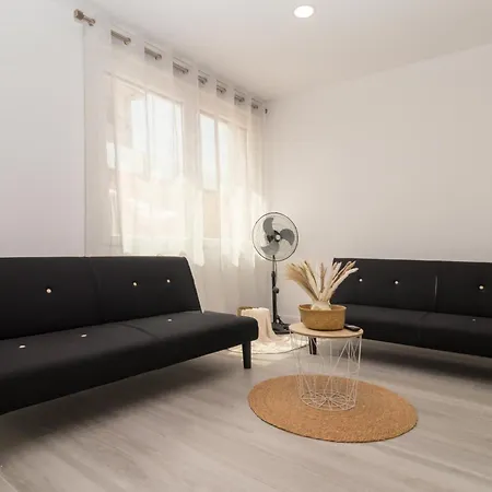 Amplio Y Bonito Apartamento En La Maruca דירה *