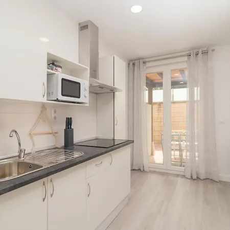 Amplio Y Bonito Apartamento En La Maruca דירה